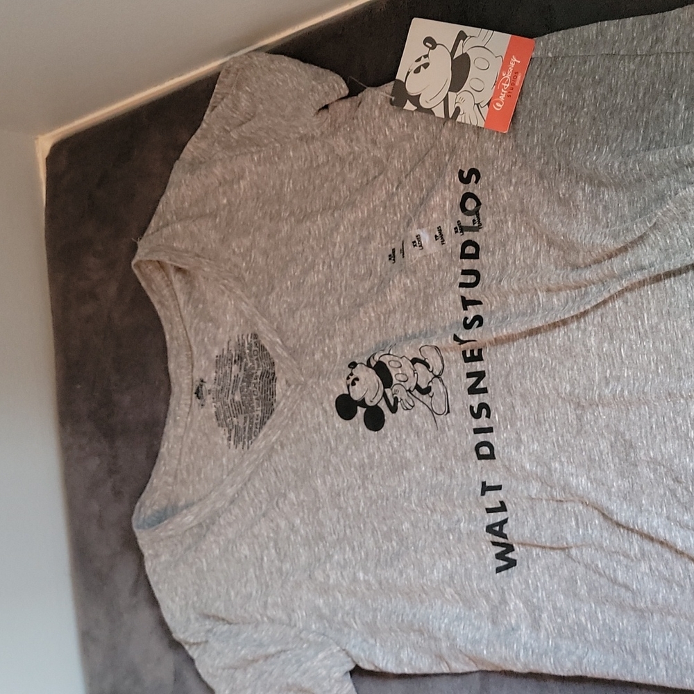 Walt Disney studios v neck tshirt XS NWT